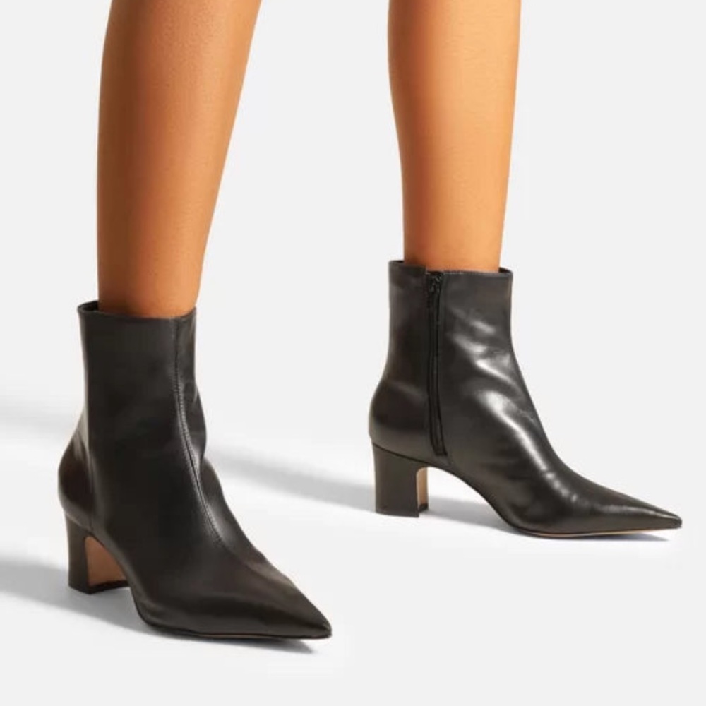Arezzo Jemma Sleek Black Mid Block Ankle‎ Boot Sz 7